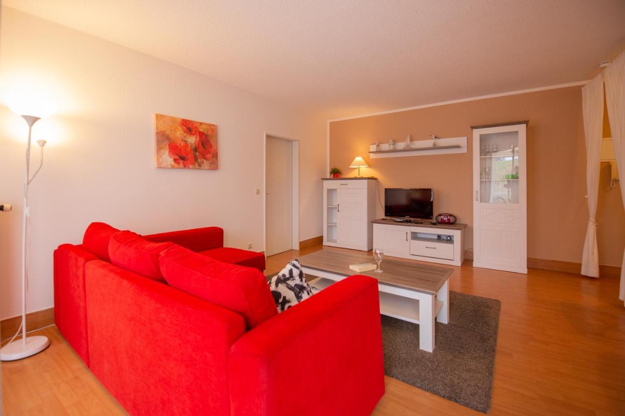 Ferienwohnung Sanddorn - Strandhaus Lobbe Bagian luar foto