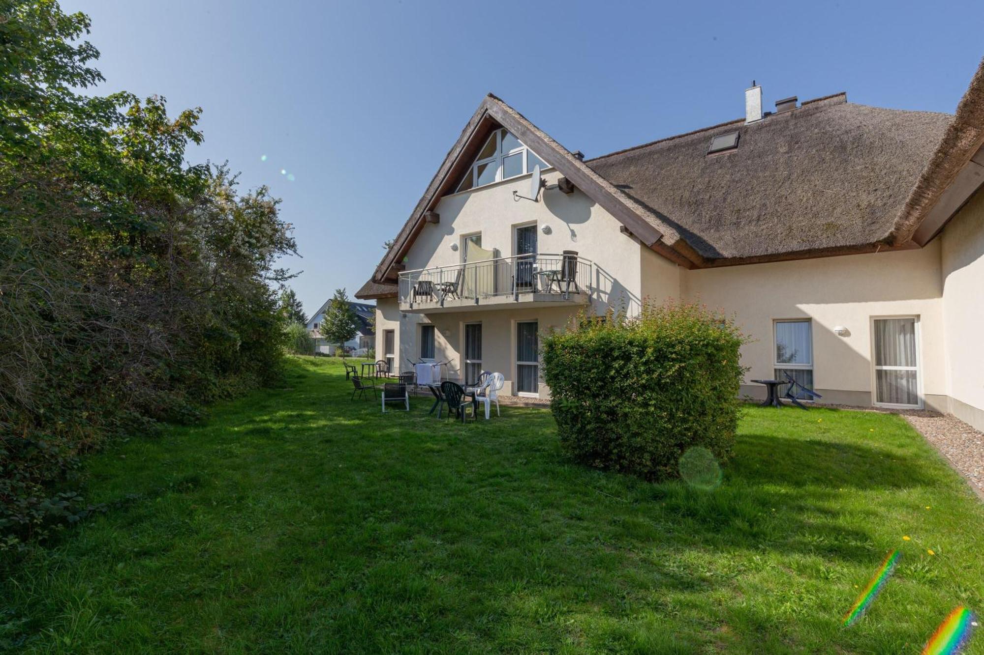 Ferienwohnung Sanddorn - Strandhaus Lobbe Bagian luar foto