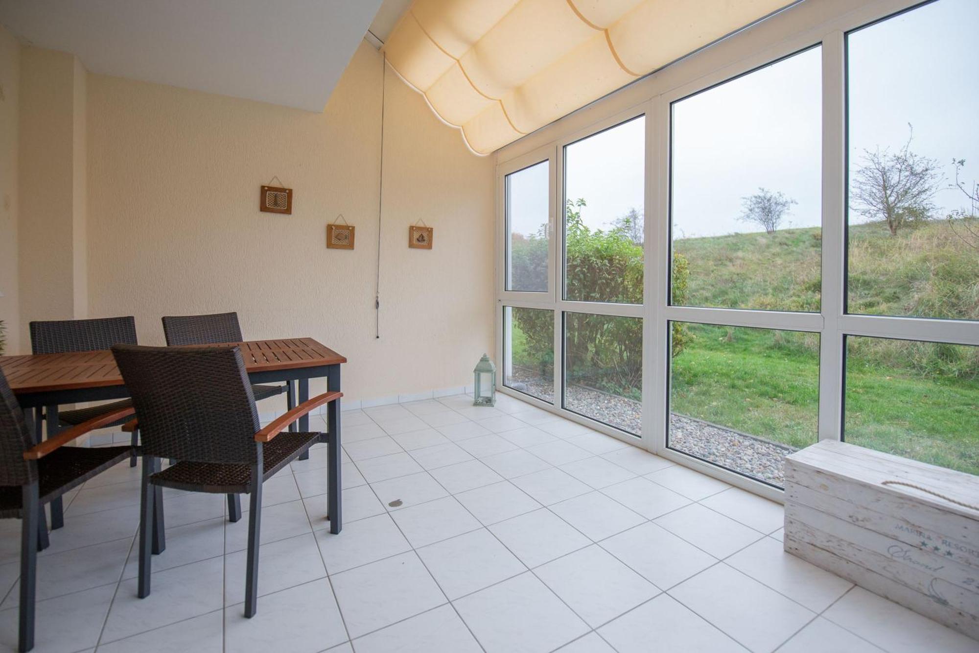 Ferienwohnung Sanddorn - Strandhaus Lobbe Bagian luar foto